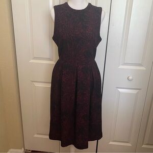 Who What Wear Sleeveless Black and Maroon Dress Size Small